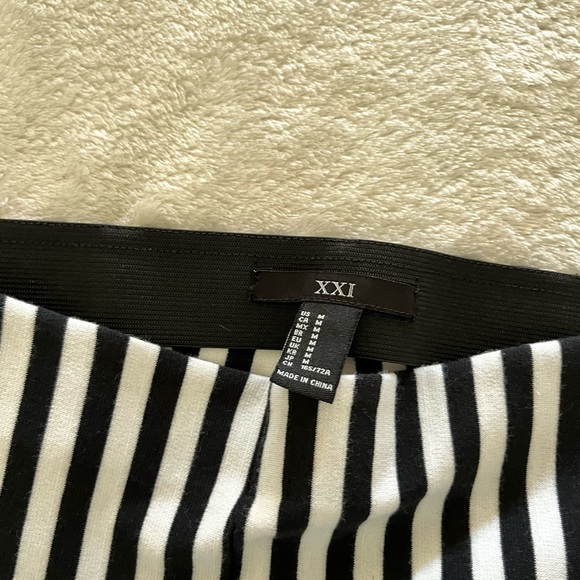 Shorts - Picture 2 of 2